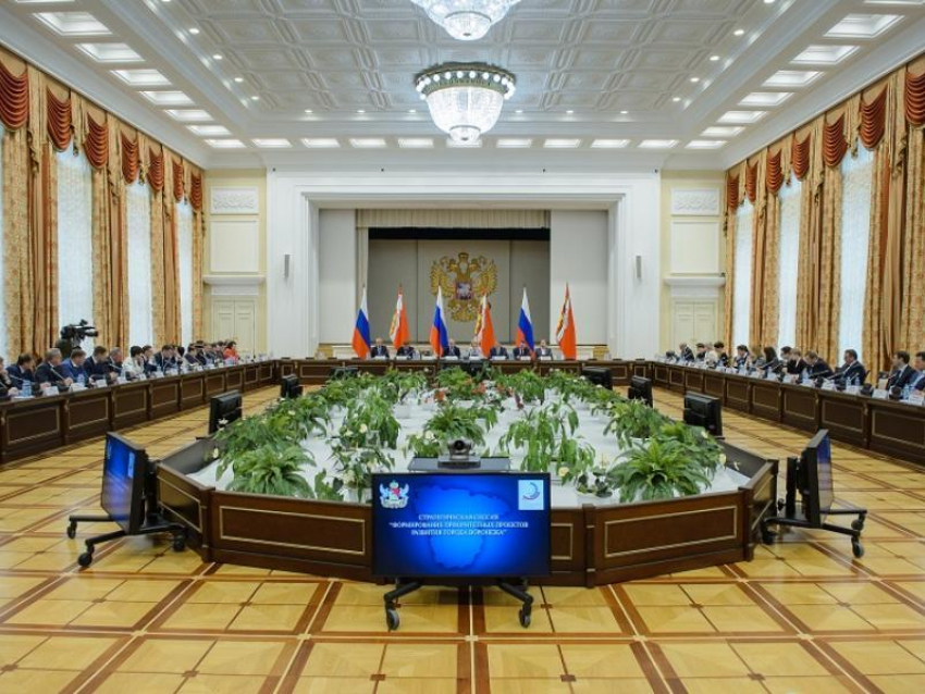 Губернатор Гусев хочет возвысить Воронеж над другими регионами