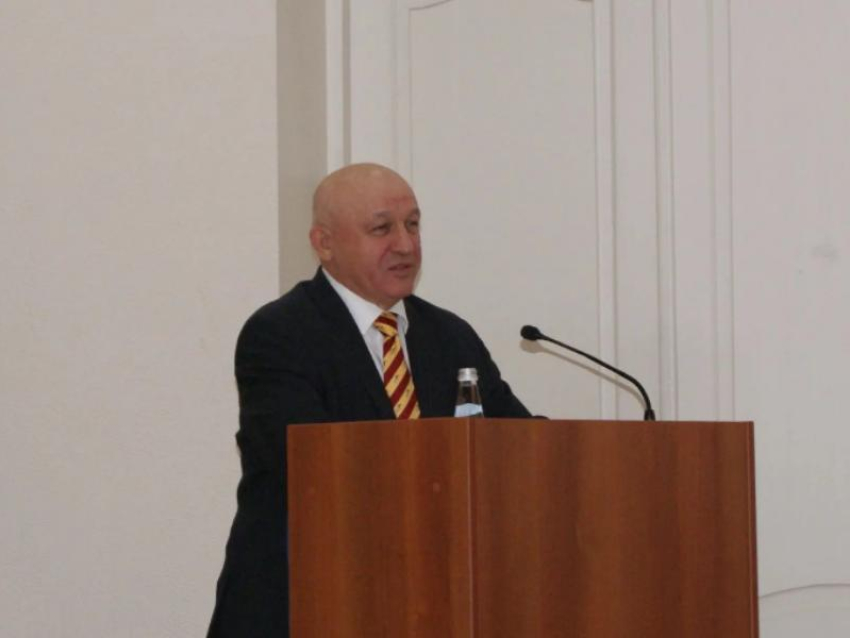 Анатолий Балбеков в очередной раз возглавил Бобровский район Воронежской области