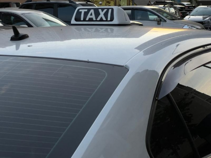 18 таксистов-нелегалов задержали воронежские госавтоинспекторы 