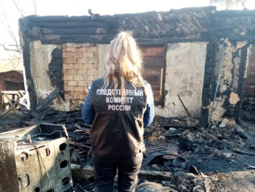 Следователи назвали возраст пятерых детей, погибших в страшном пожаре в Воронежской области