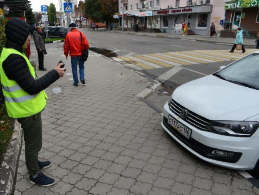 Воронеж не блеснул в рейтинге городов по качеству дорог и парковок