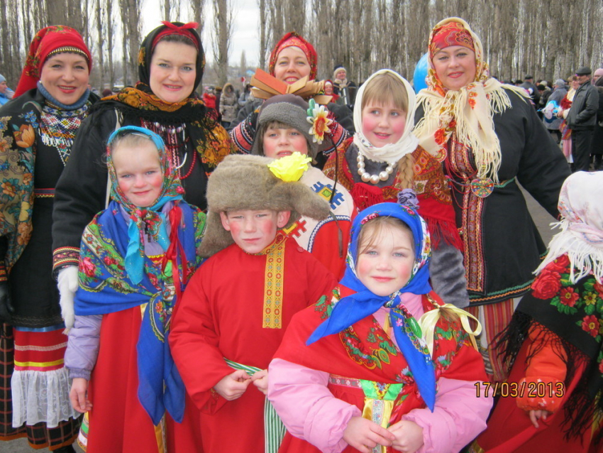 Народные ансамбли приглашают воронежцев на новогоднюю встречу 