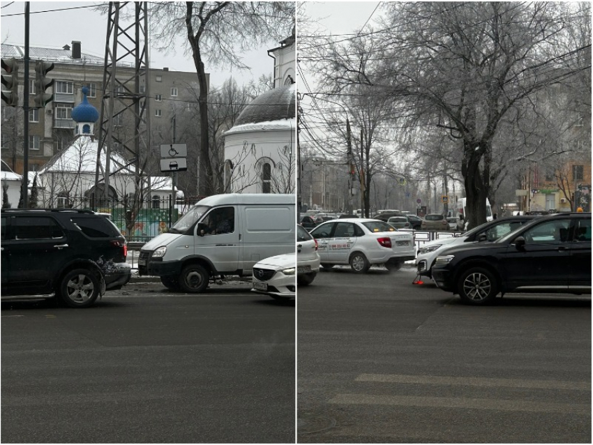  Досадное ДТП спровоцировало пробку в центре Воронежа 