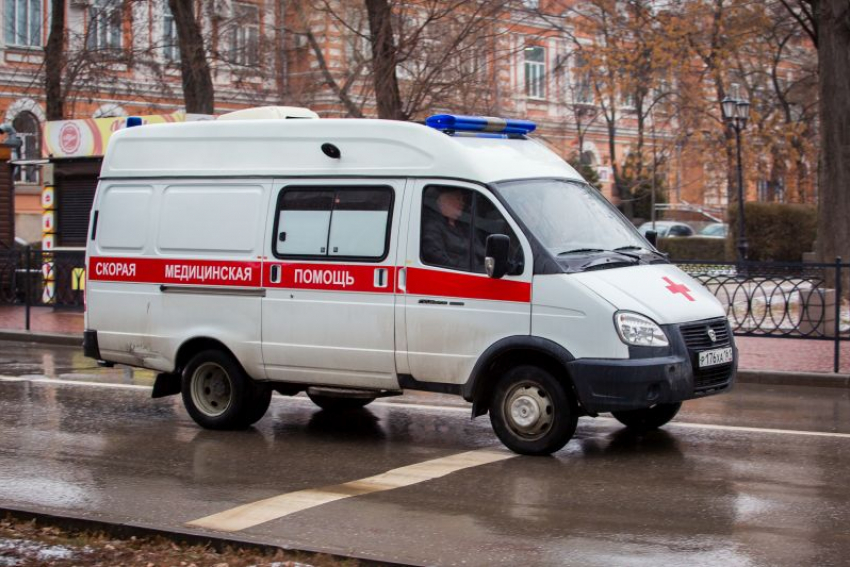 Полиция объявила в розыск водителя, сбившего насмерть пенсионера под Воронежем