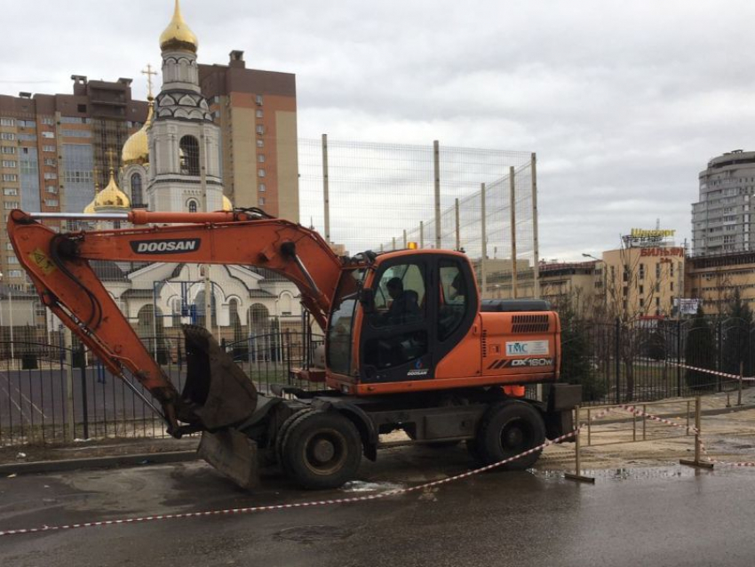 Власти прокомментировали новогоднее наводнение на улице Шишкова в Воронеже