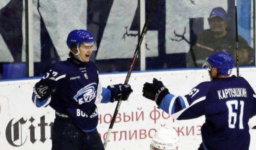 Воронежский хоккеист Егор Алешин забил 4 шайбы в игре «Бурана» и «Спутника»