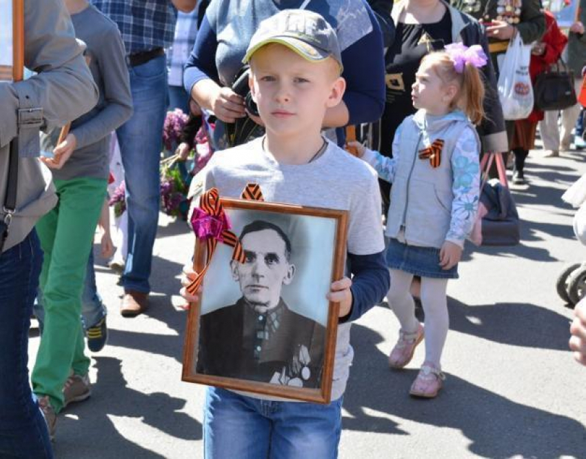 В Воронеже в целях безопасности на 9 мая участники акции «Бессмертный полк» пройдут через металлодетекторы