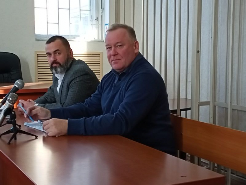 На сфабрикованность уголовного дела намекнул суду защитник Юрия Бавыкина 