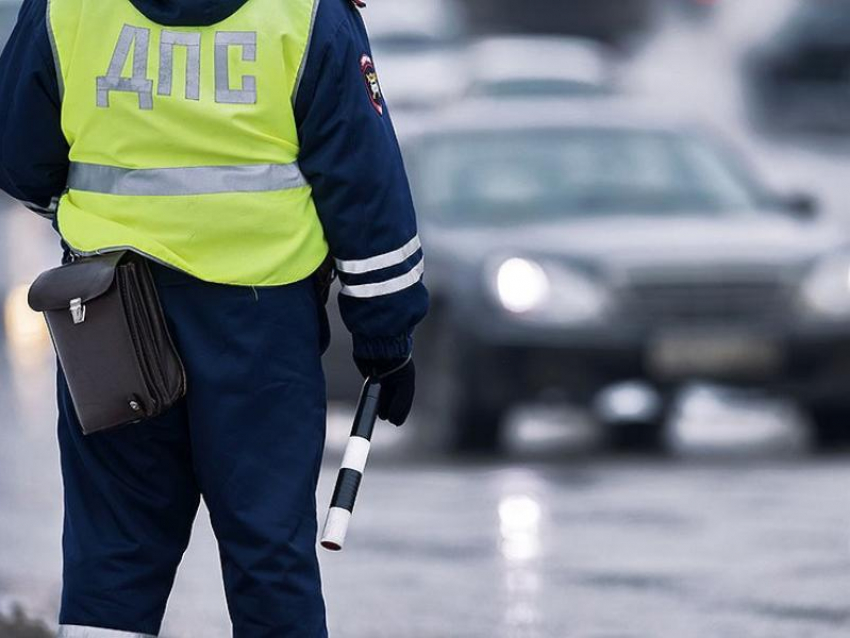 ОПГ автоподставщиков оказалась связана с полицейскими в Воронеже