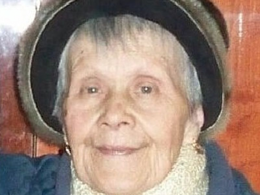 Пенсионерка с потерей памяти пропала, выйдя из дома в Воронеже