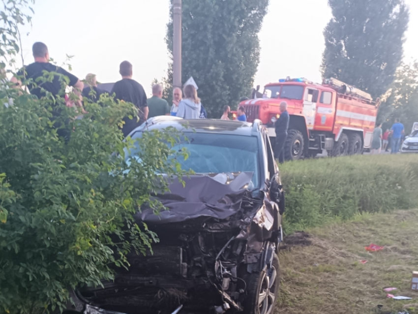 Вечернее ДТП закончилось госпитализацией двух мужчин в Воронежской области