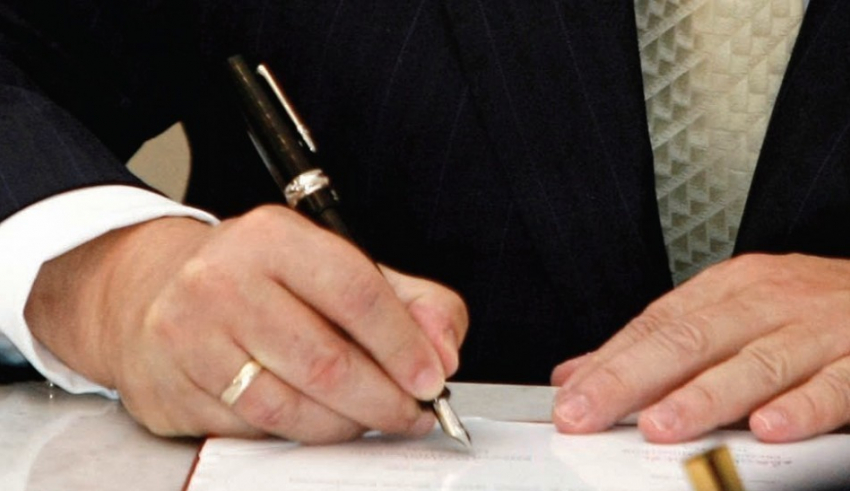 В Воронеже у бизнесмена хотели похитить почти 12 миллионов рублей