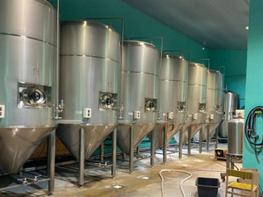 Троица ответит в суде за подпольный пивоваренный завод под Воронежем 