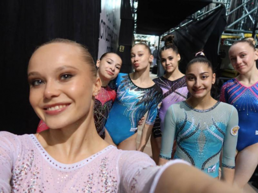 Воронежская гимнастка Ангелина Мельникова взяла «бронзу» в личном многоборье на Кубке России
