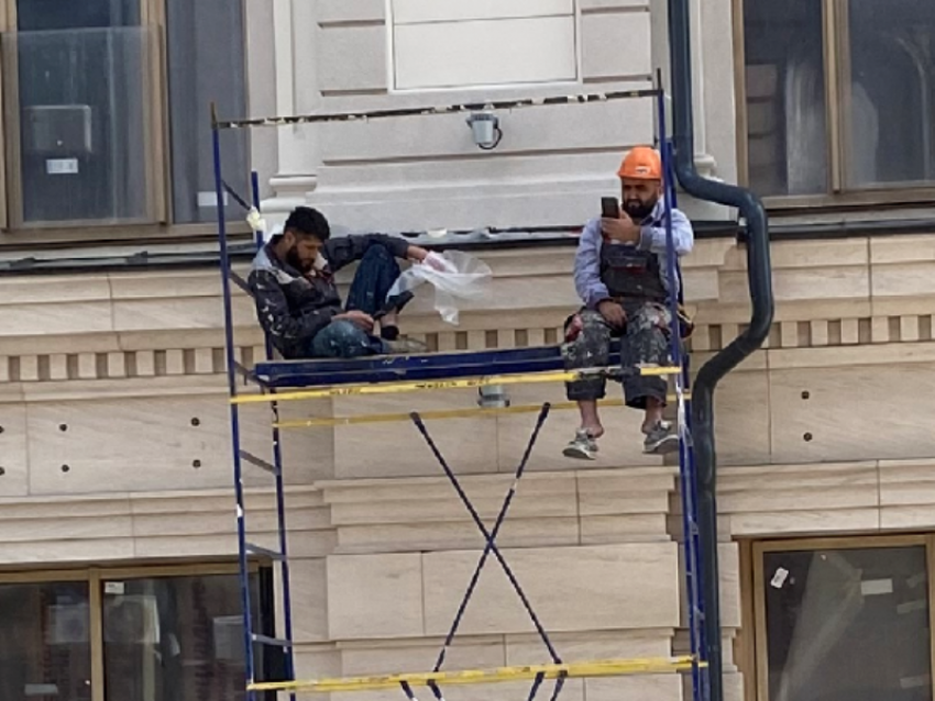 Больше получают, меньше делают: резко выросли расходы на воронежский Фонд капремонта МКД