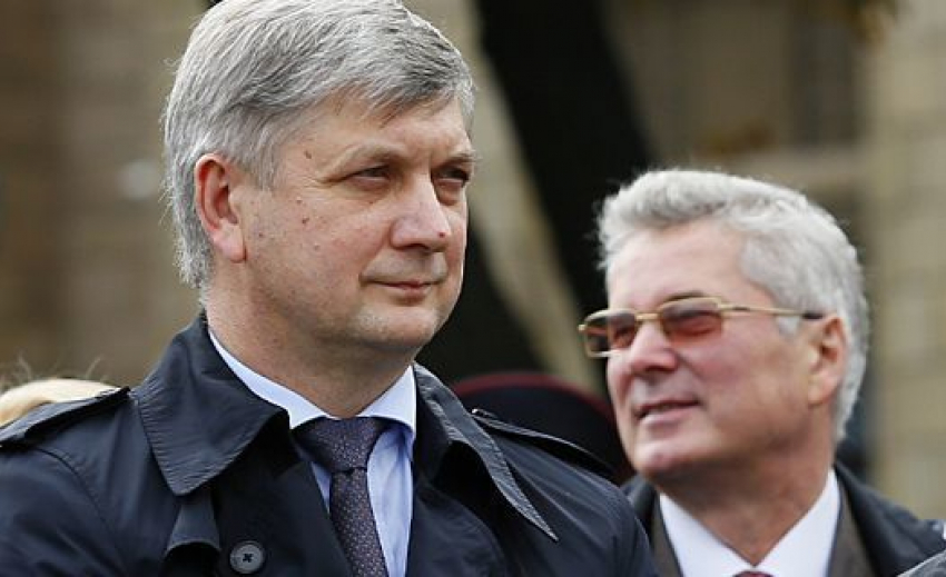Мэр Воронежа сохранил доходы на уровне вице-губернатора - для этого продал квартиру и стал рантье