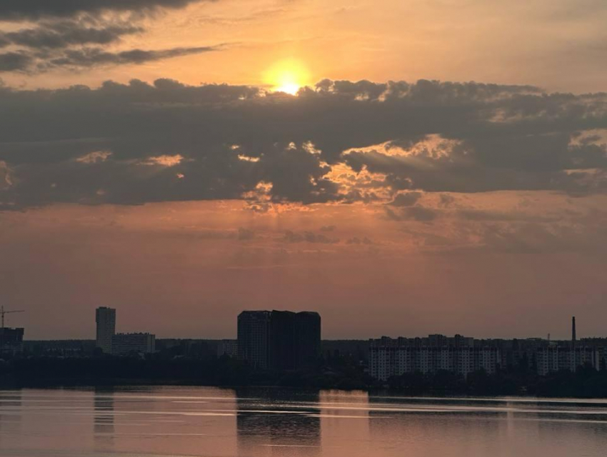 Погода в Воронеже: грозы сменятся ясным небом