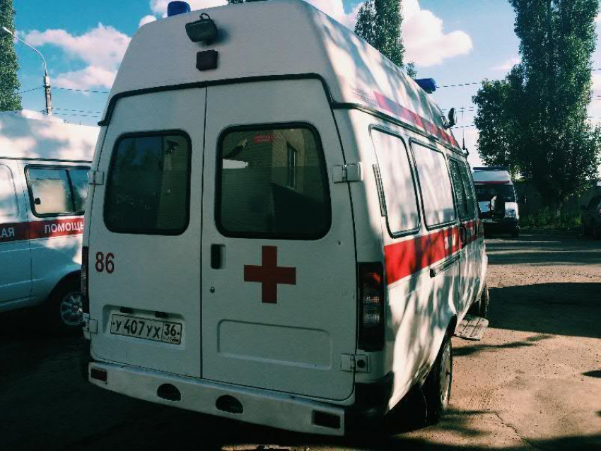 В сильном ДТП в Советском районе Воронежа пострадали двое