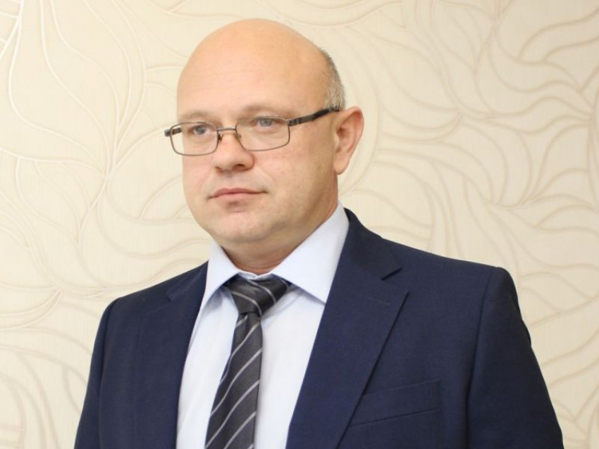 Руководитель воронежской Госжилинспекции отмечает 48-й день рождения