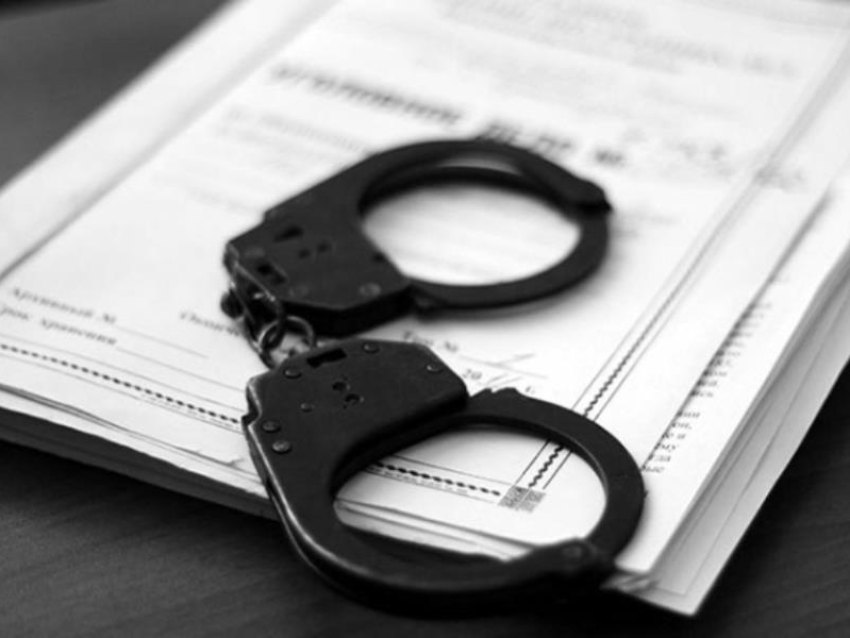 15 убийц и 10 насильников ищут в Воронежской области