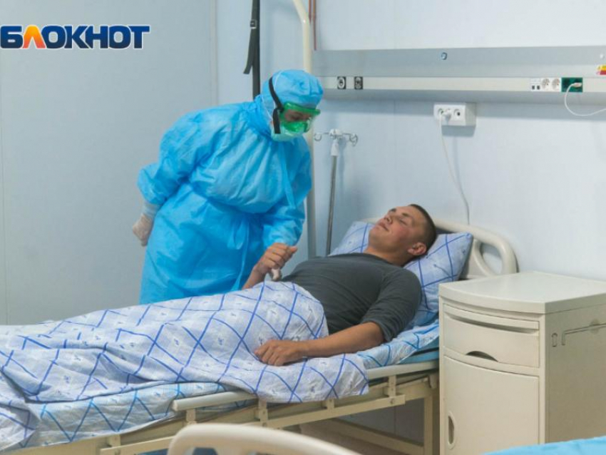 Койки для пациентов с COVID-19 активно перепрофилируют обратно в Воронежской области 