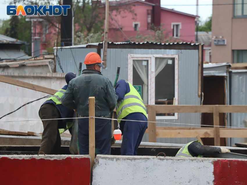 «Модернизация с учетом импортозамещения»: воронежские власти поздравили сотрудников сферы ЖКХ с праздником