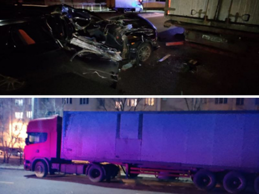 Два человека погибли в столкновении легковушки с фурой в Воронеже 