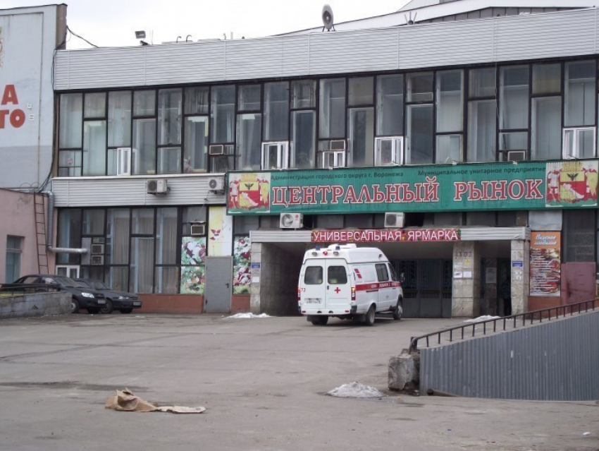Предприниматели Центрального рынка прекратили голодовку: им подыскали новые места
