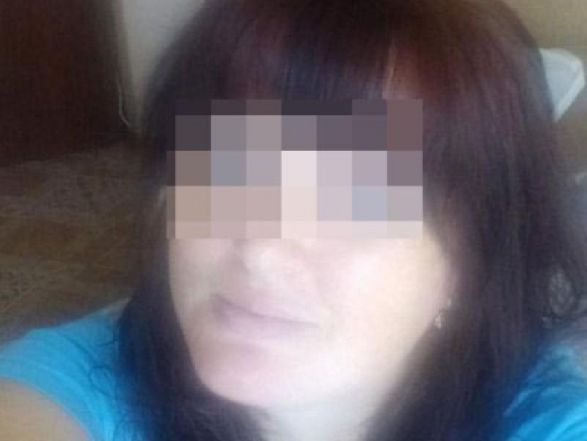 Неизвестные застрелили женщину в поле в Воронежской области 