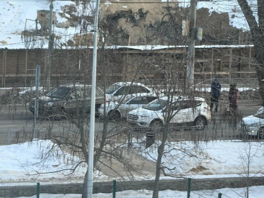 Массовое ДТП перекрыло дорогу в центре Воронежа 