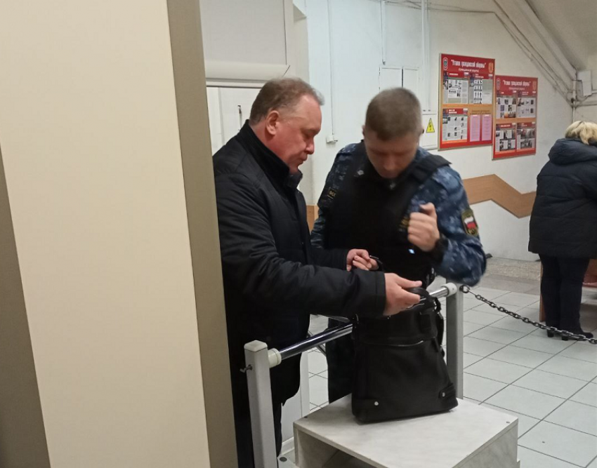 Ва-банк: Бавыкин и Васькова сливают всю систему продажных выборов в Воронеже