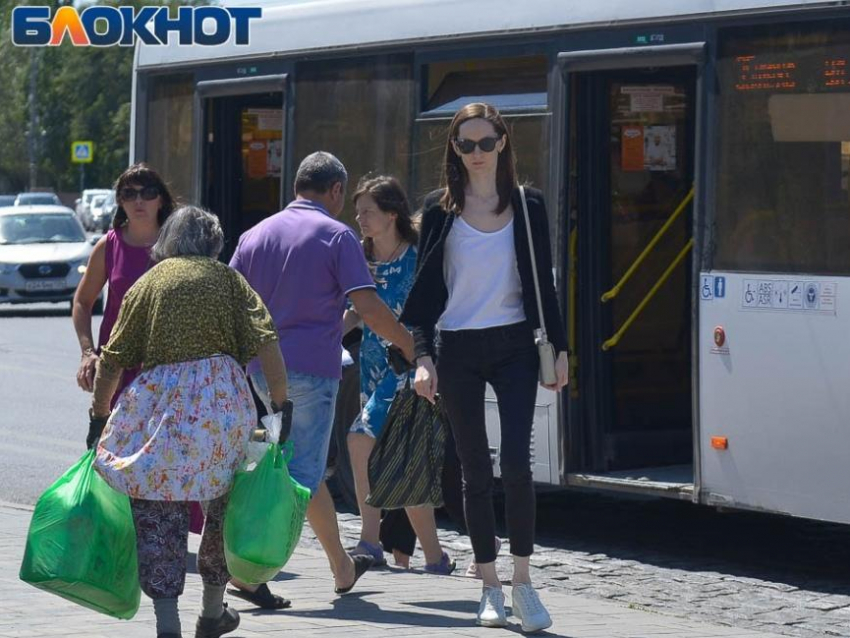 Транспортный коллапс в воронежском микрорайоне Таврово возмутил местных жителей 