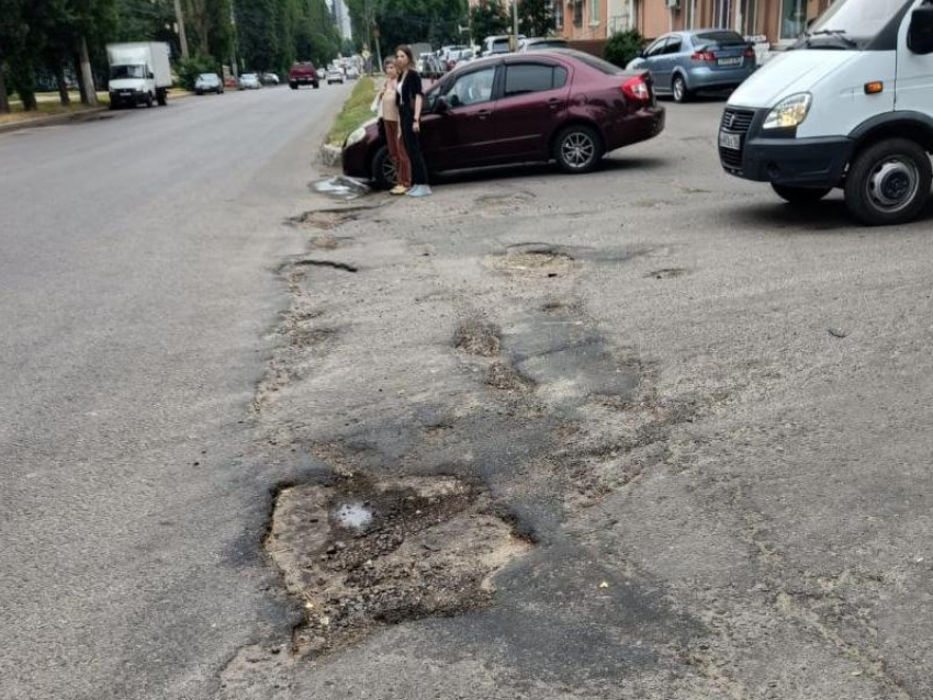 Ямы восстали против безопасного движения на воронежской дороге