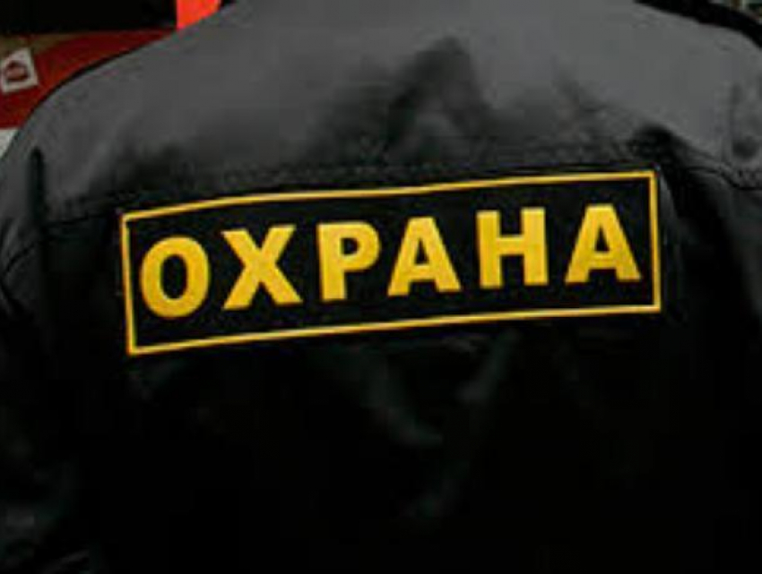 Директора воронежской школы охранников подозревают в коммерческом подкупе