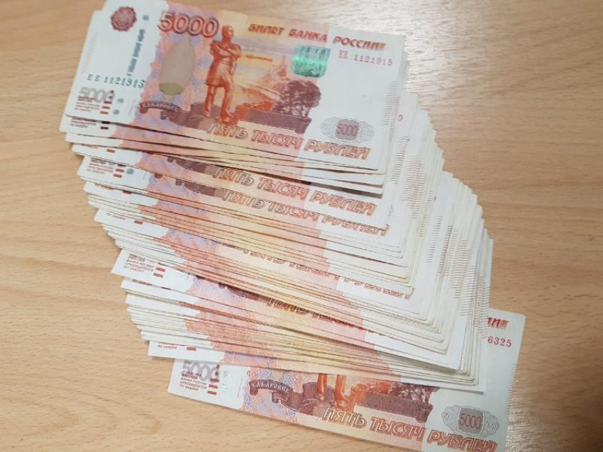 Воронежец попытался вскрыть банкомат, чтобы расплатиться с долгами