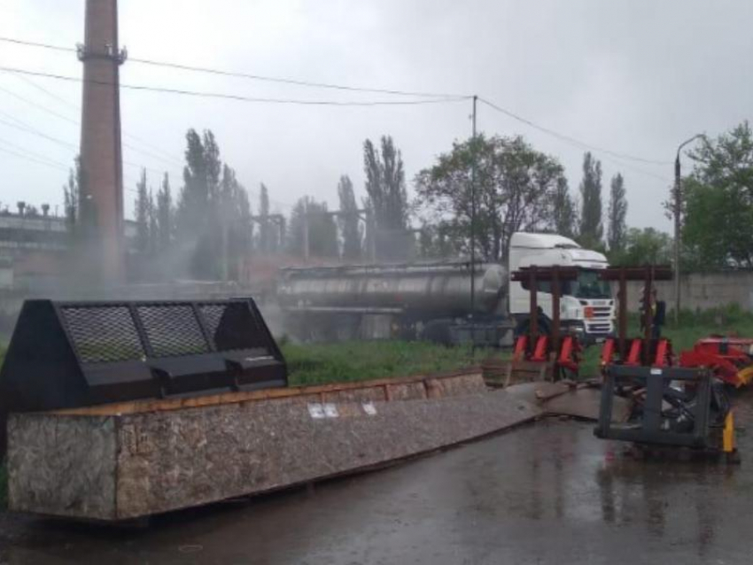 Ответственный за неудачную перевозку азотной кислоты получил штраф в Воронеже