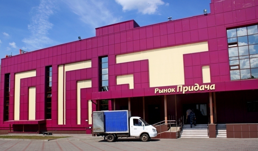Прокуратуру Воронежа попросили разобраться: почему мэрия вместо помещений на рынке получила квартиры на окраине?
