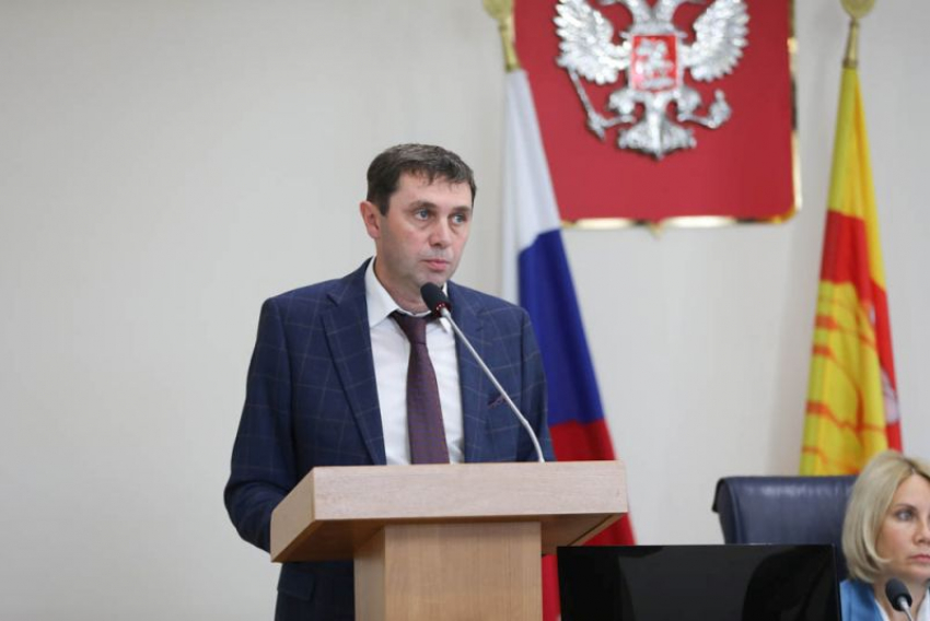 Полувековой юбилей отмечает мэр Воронежа Сергей Петрин