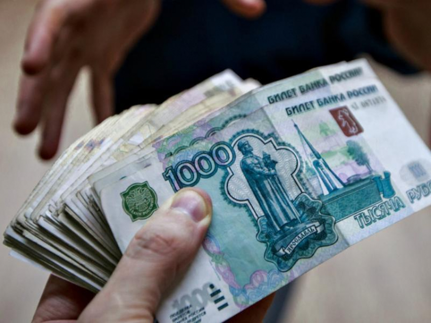 Полицейский отказался от взятки в 150 тыс рублей в Воронеже