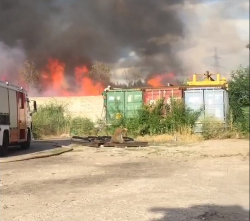 Стала известна причина мощного пожара у «Максимира» в Воронеже
