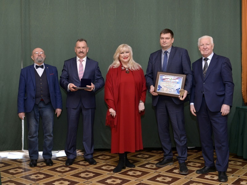 Компания «Рудгормаш» победила в конкурсе «100 лучших предприятий и организаций России-2018» в номинации «Лучшее предприятие тяжелого машиностроения»