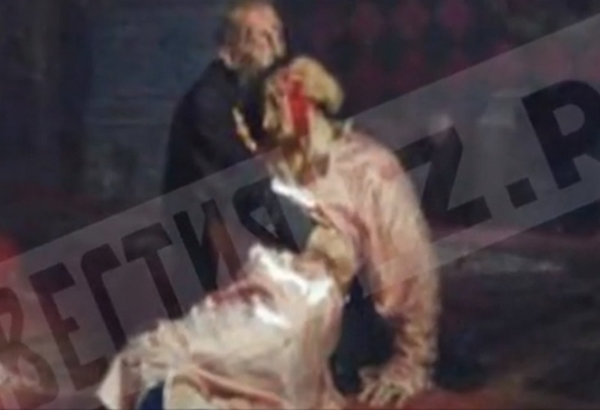 Опубликованы кадры поврежденной воронежцем картины «Иван Грозный»