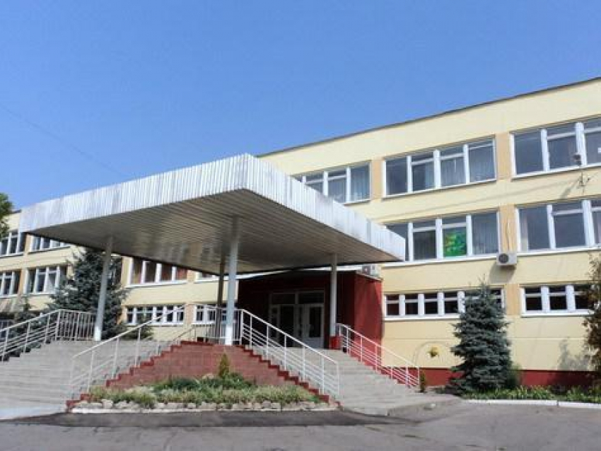В 5 школьных лагерях Воронежа царила полная халатность в обращении с детьми