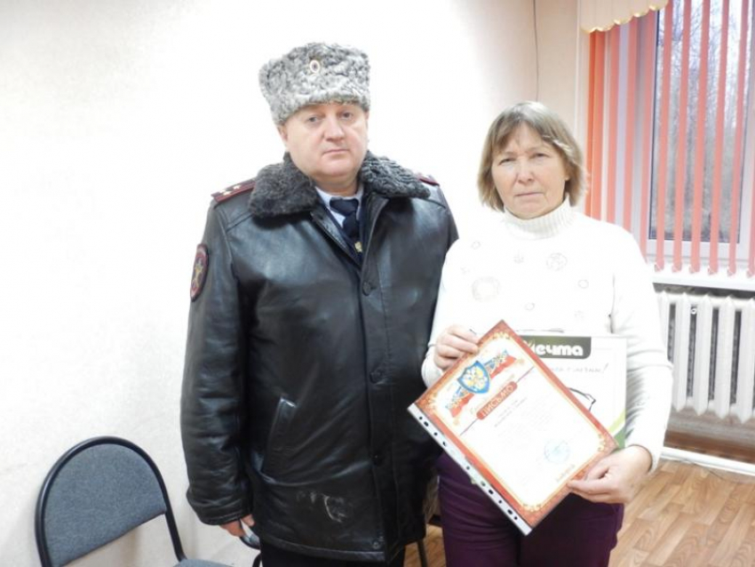 Чиновницу наградили за поимку рецидивиста под Воронежем