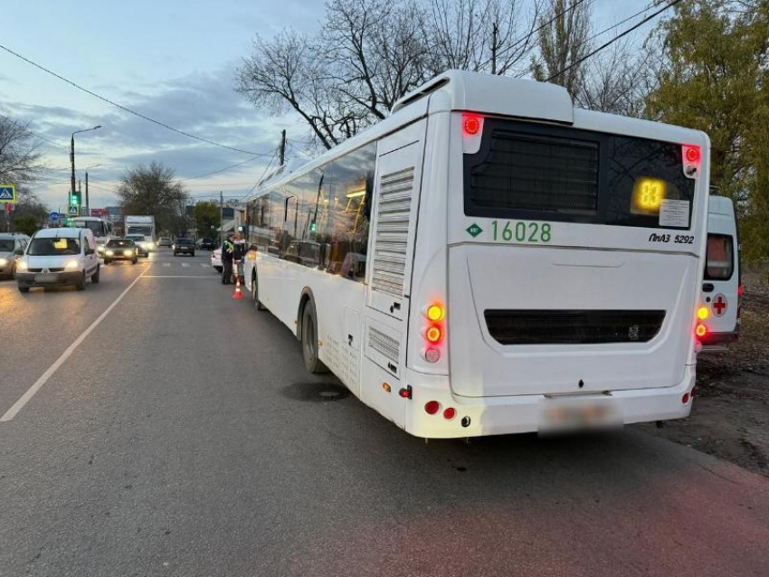 Следователи начали проверку после травмирования четырех пассажиров в Воронеже