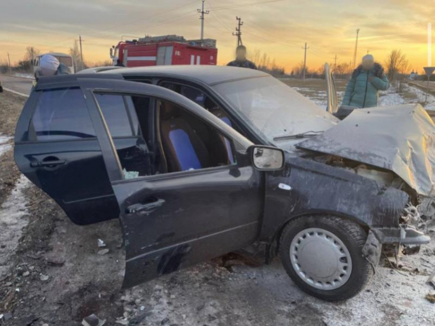 2 человека попали в больницу после ДТП на воронежской дороге