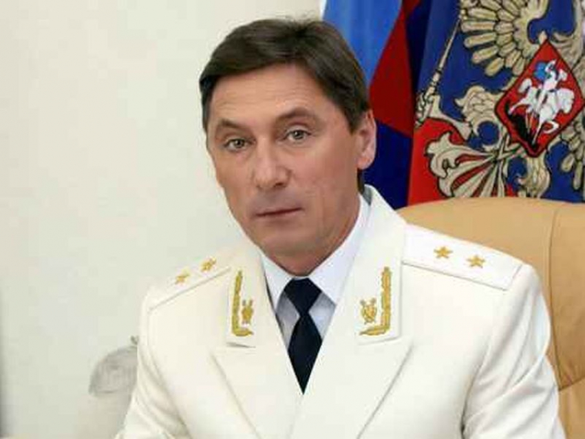 В 2015 году прокурор Воронежской области Николай Шишкин получил 2,8 миллионов рублей
