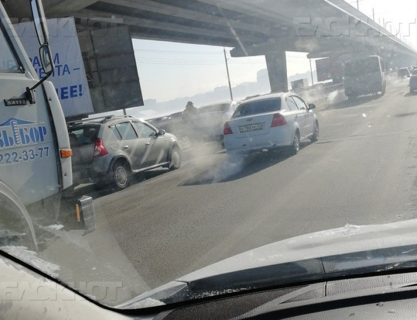 В Воронеже ограничили скорость на Северном мосту