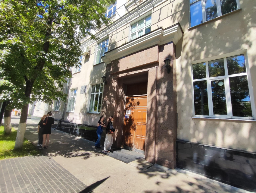 ВГУ сохранил позиции в топ-12 рейтинга по зарплатам выпускников-юристов