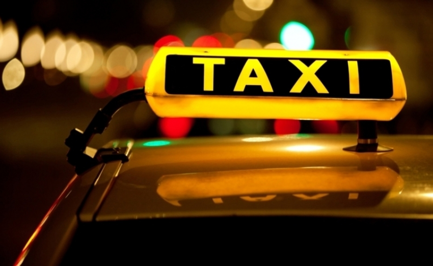 Воронежцы назвали доходы таксистов, подрабатывающих по вечерам 